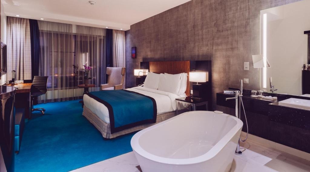 هتل رادیسون بلو آپِر هیل